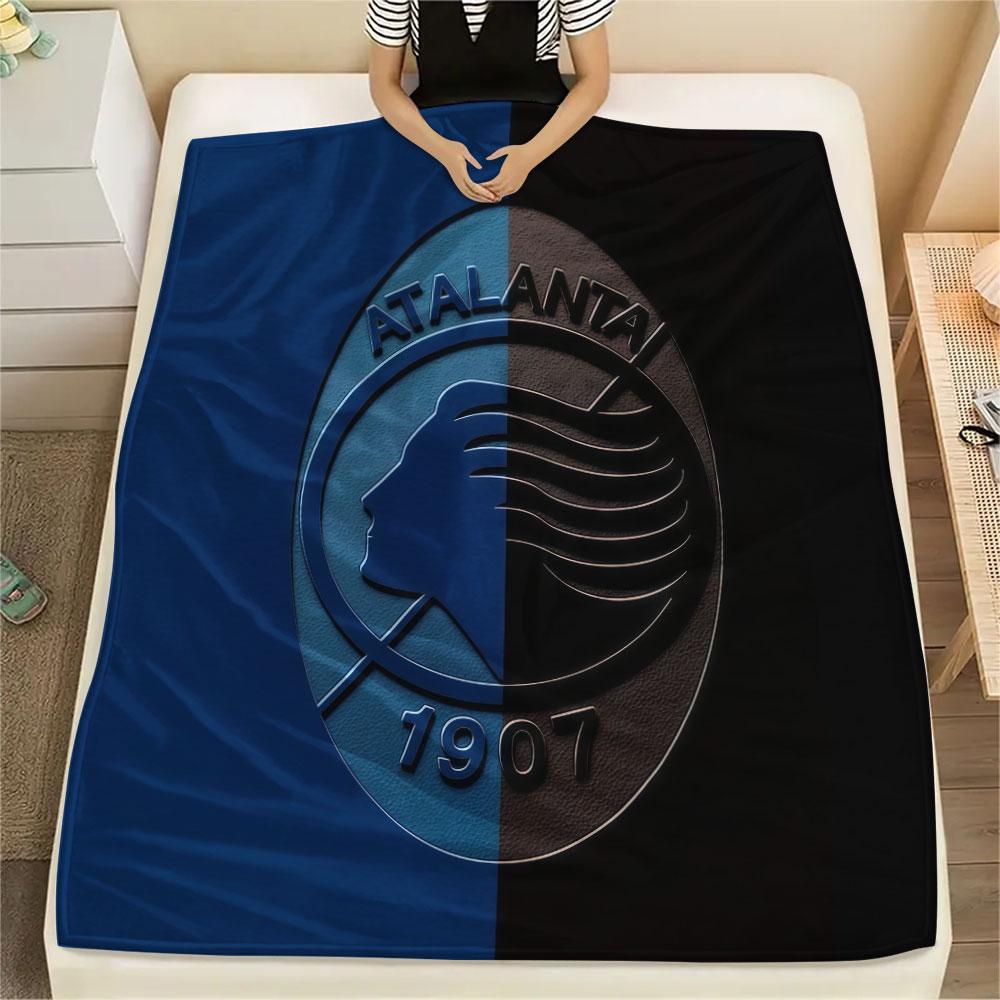 Coperta in Flanella Stampata Logo Atalanta BC, morbida coperta per camera da letto divano, lavabile, merchandising tifoso di calcio, ottimo regalo.