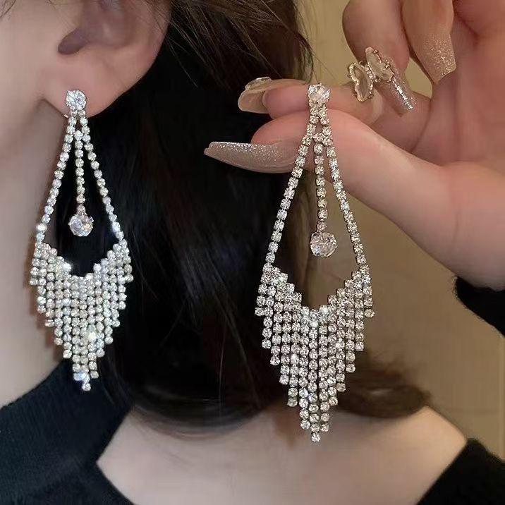 Elegant French Court Rhinestone Water Drop Tassel Earrings