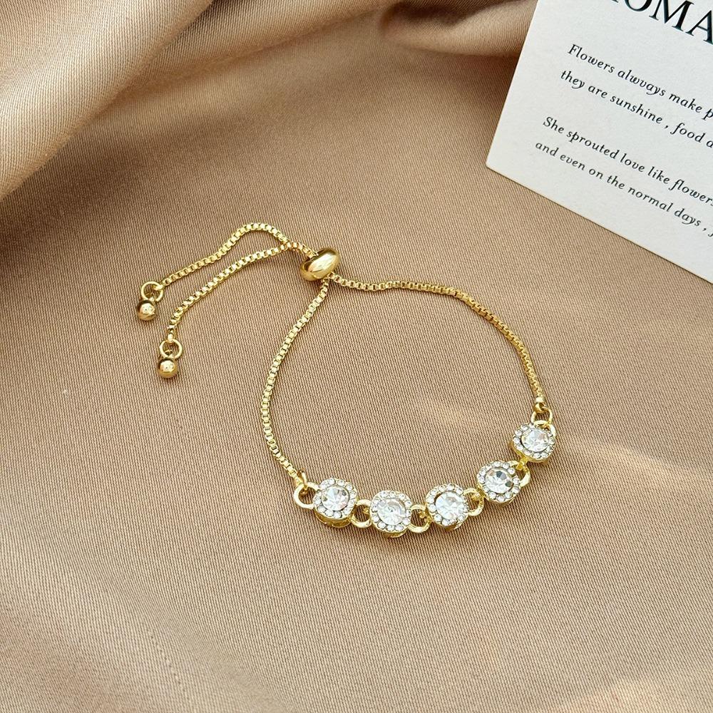 Fashion Emerald Double Layer Bracelet for Women Elegant Unique Stylish Jewelry
