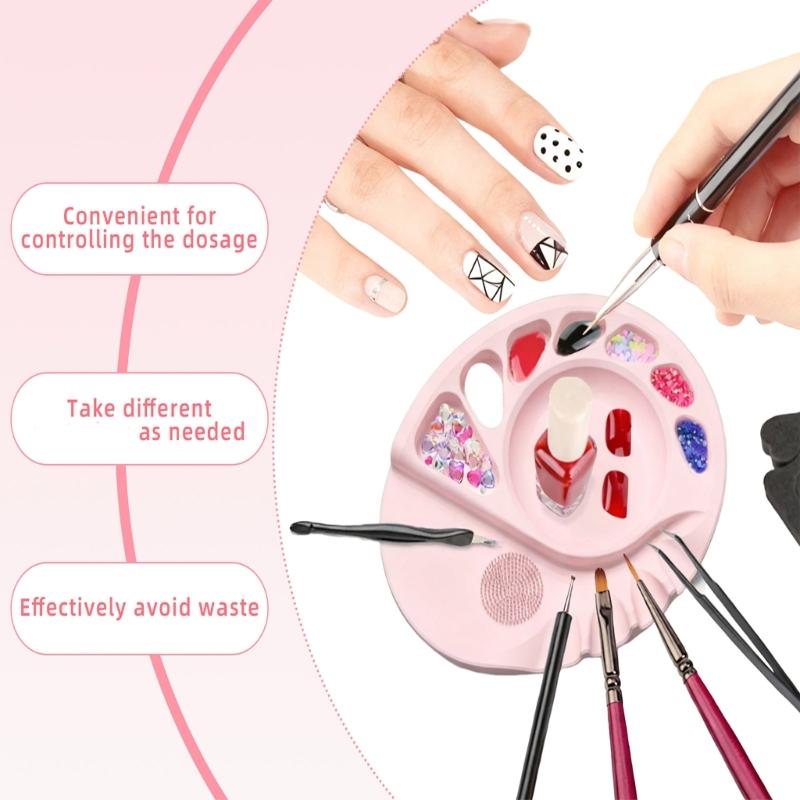 Portable Silicone Cosmetic Palette with Smooth Surfaces for Quick Cleanup and Travel Friendly Makeup Adjustments