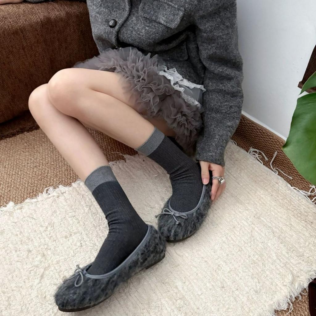 Autumn and Winter Retro Women's Socks In Navy Blue and Brown, Double-needle Mid-calf, Pile Socks, Versatile and Color-blocking for Women