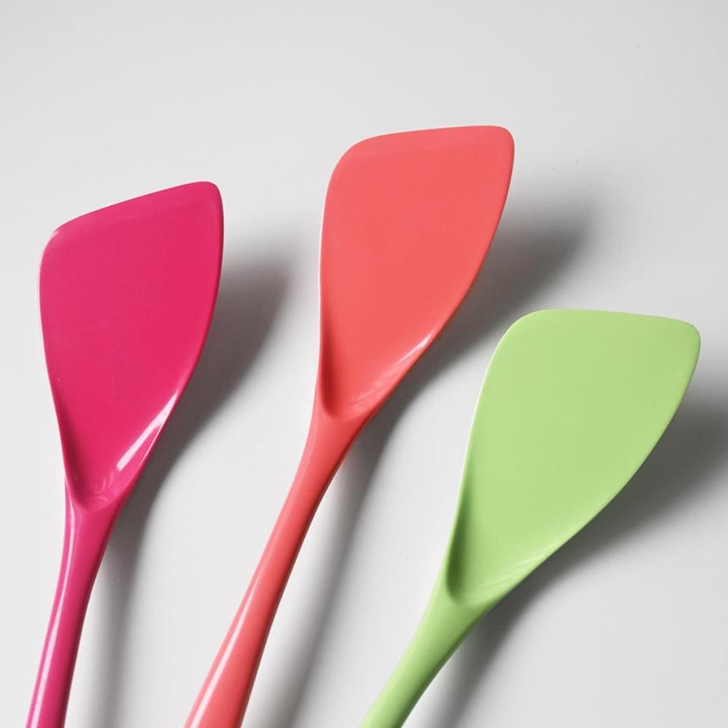 Crayon Pastel Melamine Cookware Triangle Turner