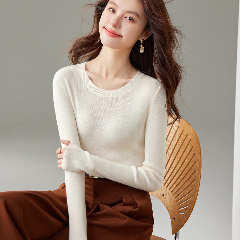 CARBAMMI Women s Slim-Fit Round Neck Knit Sweater M