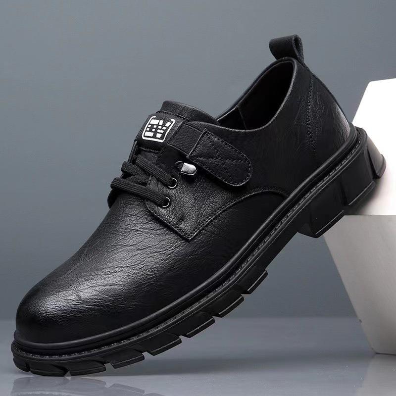 

Soft-soled men s leather shoes New business casual men s shoes British retro tooling shoes Velcro Martin shoes 44 чорний