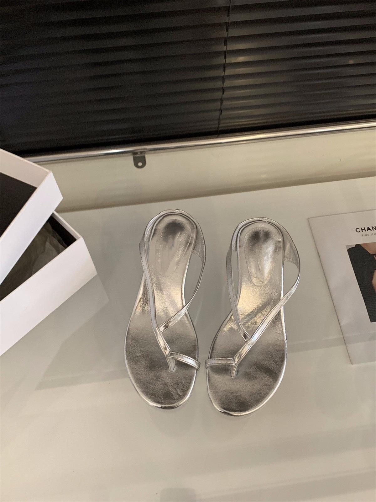 

Wedge heel high heel French set toe sandals fairy shoes wear 2025 summer silver flip-flops 35