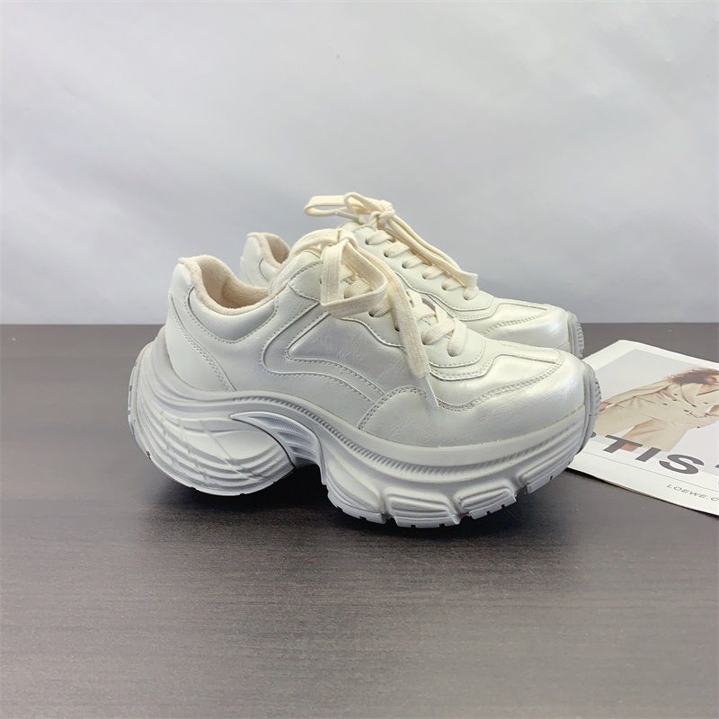 2025 spring new white moonlight, old feeling, polished thick sole, increased height 6cm small sports dad shoes women
