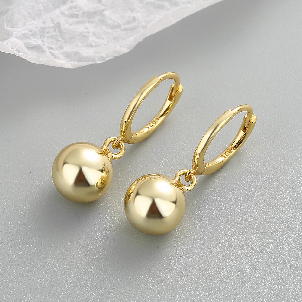 Exquisite Small Round Bead Huggie Earrings Minimalist Elegant Design Delicate Studs For Women Daily Wear Jewelry