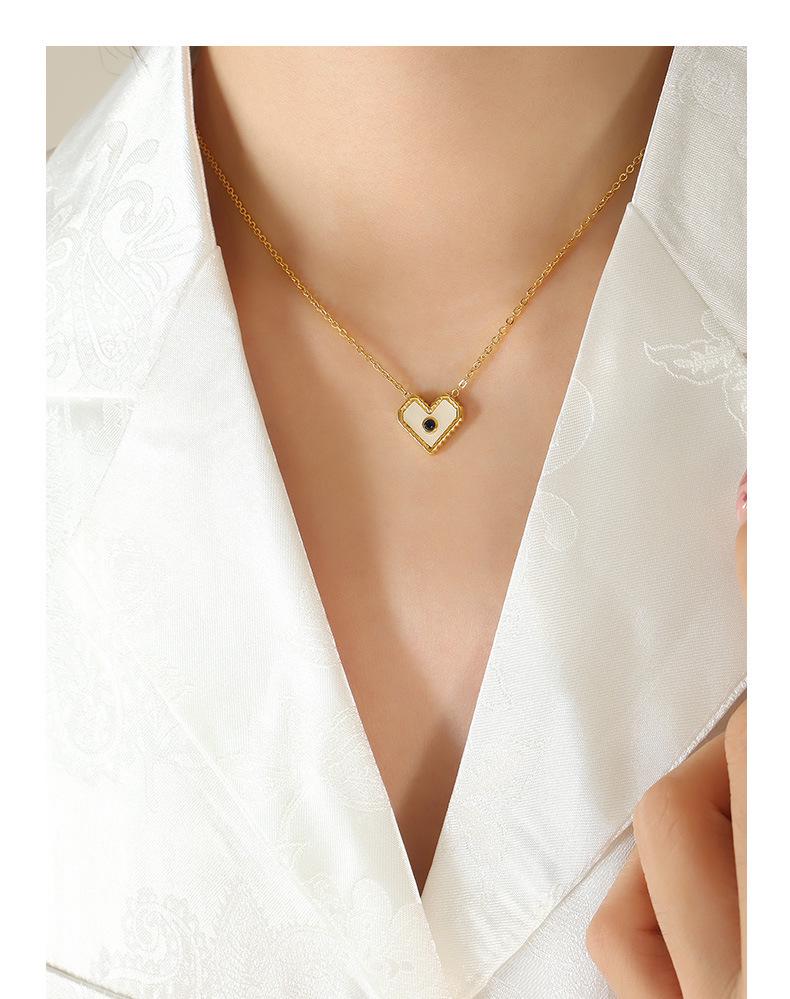 Elegant Heart Pendant Necklace with White Mother-of-Pearl and Zircon, Perfect Gift for Girlfriend or Best Friend, Internet Celebrity Style Jewelry.