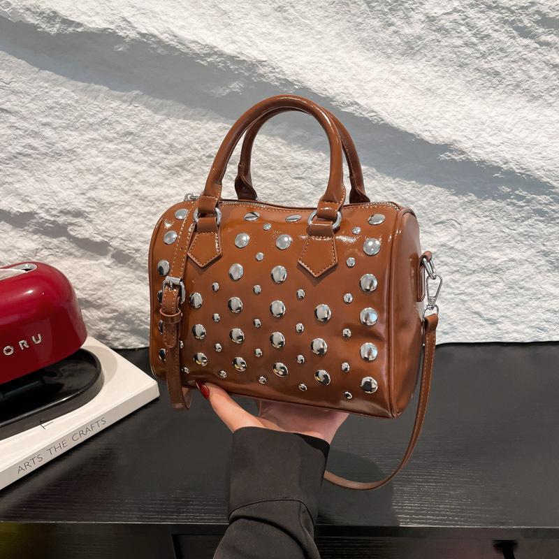 Torba damska w stylu wiatru, z nitami, nowa, spersonalizowana, wszechstronna, na ramię, torba