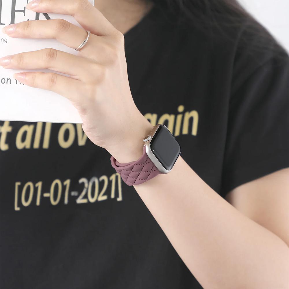 Straps For Apple Watch Band 44mm 42mm 45mm 41mm 49mm 40mm Engraved Silicone Bracelet Correa Iwatch Series 8 9 SE 7 6 5 4 3 Ultra