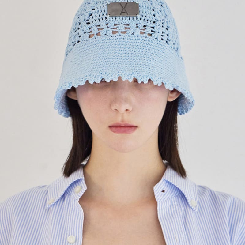 VARZAR VA Plate Crochet Bucket Hat Sky