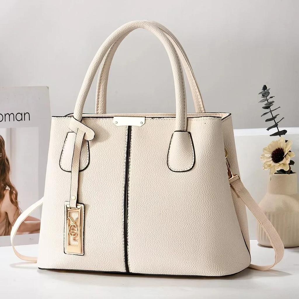 Luxury Brand Designer Women'S Handbag Fashion Trend Shoulder Bag Large Capacity Classic Crossbody Bag Commuting Tote Bag Women