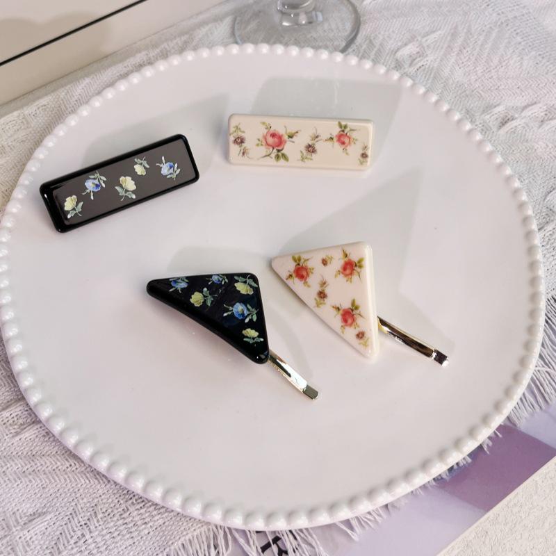 Dreieckig Quadratisch Unregelmäßig Retro Blume Haarspange: Vielseitiger Frühling/Sommer-Stil für Blogger