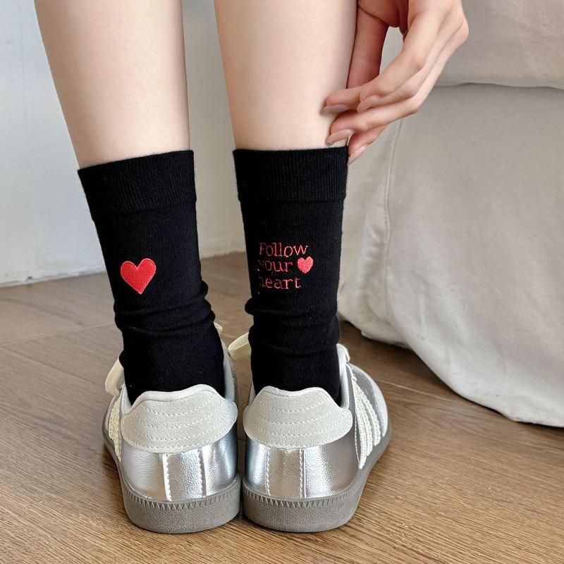 

Embroidered Couple Winter Socks With Heart Letter Design High Elasticity Mid-Tube Anti-Slip Sport Socks