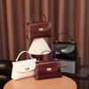 Light Luxury Spring and Summer New Retro Design Handbag Fashionable Commuting Versatile High End Single Shoulder Crossbody Small Square Bag