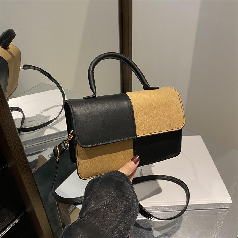 Niche design plaid contrasting color shoulder messenger bag women's 2025 autumn new versatile checkerboard small square bag