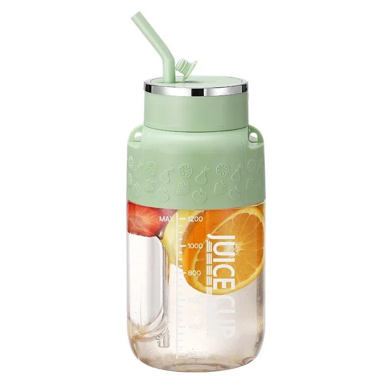 Portable Juicer Blender, Portable Juicing Cup, Small Travel Blender for Shakes and Smoothies