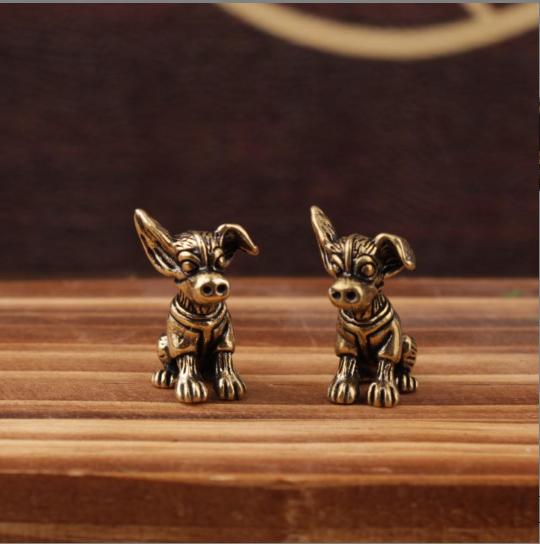 2 Pcs Bronze Sculpture Solid Copper Puppy Brass Ornaments Zodiac Dog Ornaments Antique Old Brass Tea Pet Small Ornaments