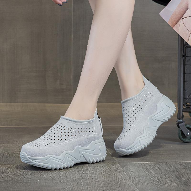 Spring and summer new popular hole casual sandals breathable thick sole heightening versatile hollow casual shoes women 2502