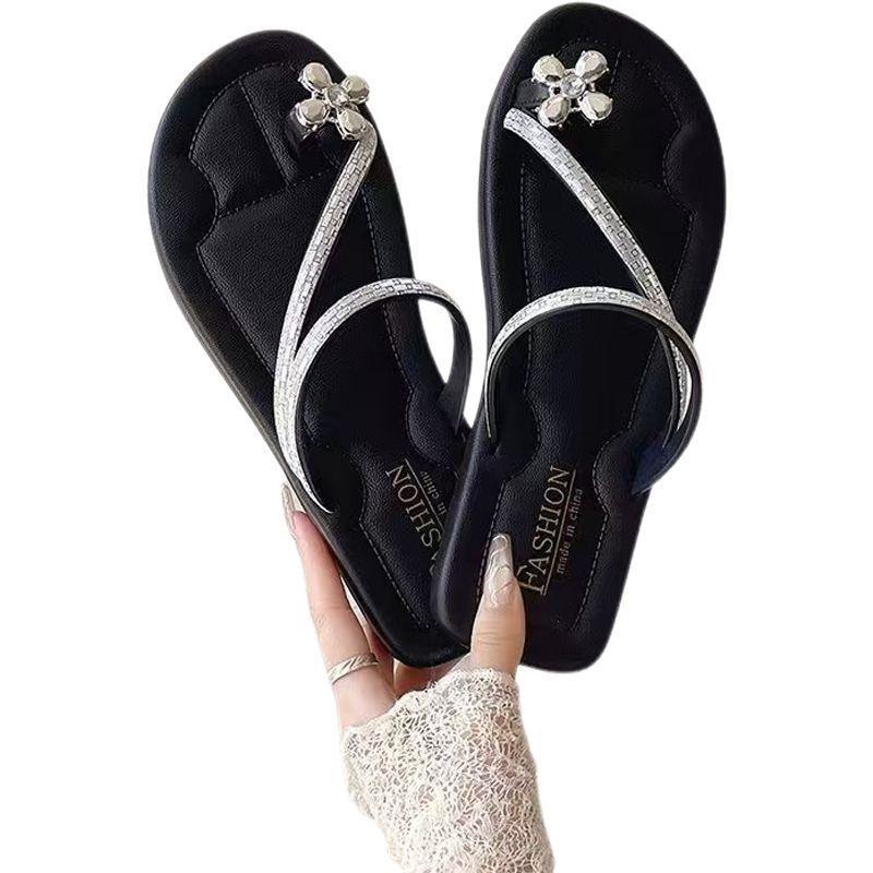Fashion New Summer Wear Flat Bottom Net Red Roman Rhinestones Flip Toe Slippers High Appearance Level Slippers Women