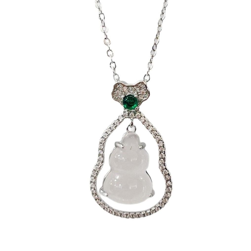New Chinese Natural White Ice Chalcedony Gourd Necklace Women's Pendant Inlaid with Green Agate Celebrity Fashion Collarbone Chain Gift 2026