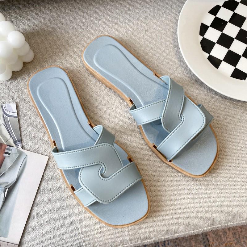 Women's Versatile Summer Cross-Strap Flip-Flops - Non-Slip, Fashionable & Trendy