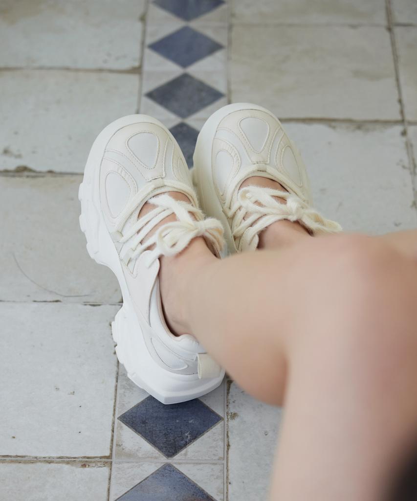 Cesti Mad Race Sneakers (Ivory)