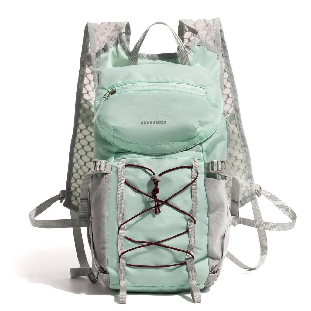 New Lightweight Waterproof Breathable Outdoor Hiking Backpack Trendy Good Looking Travel Daypack for Men and Women