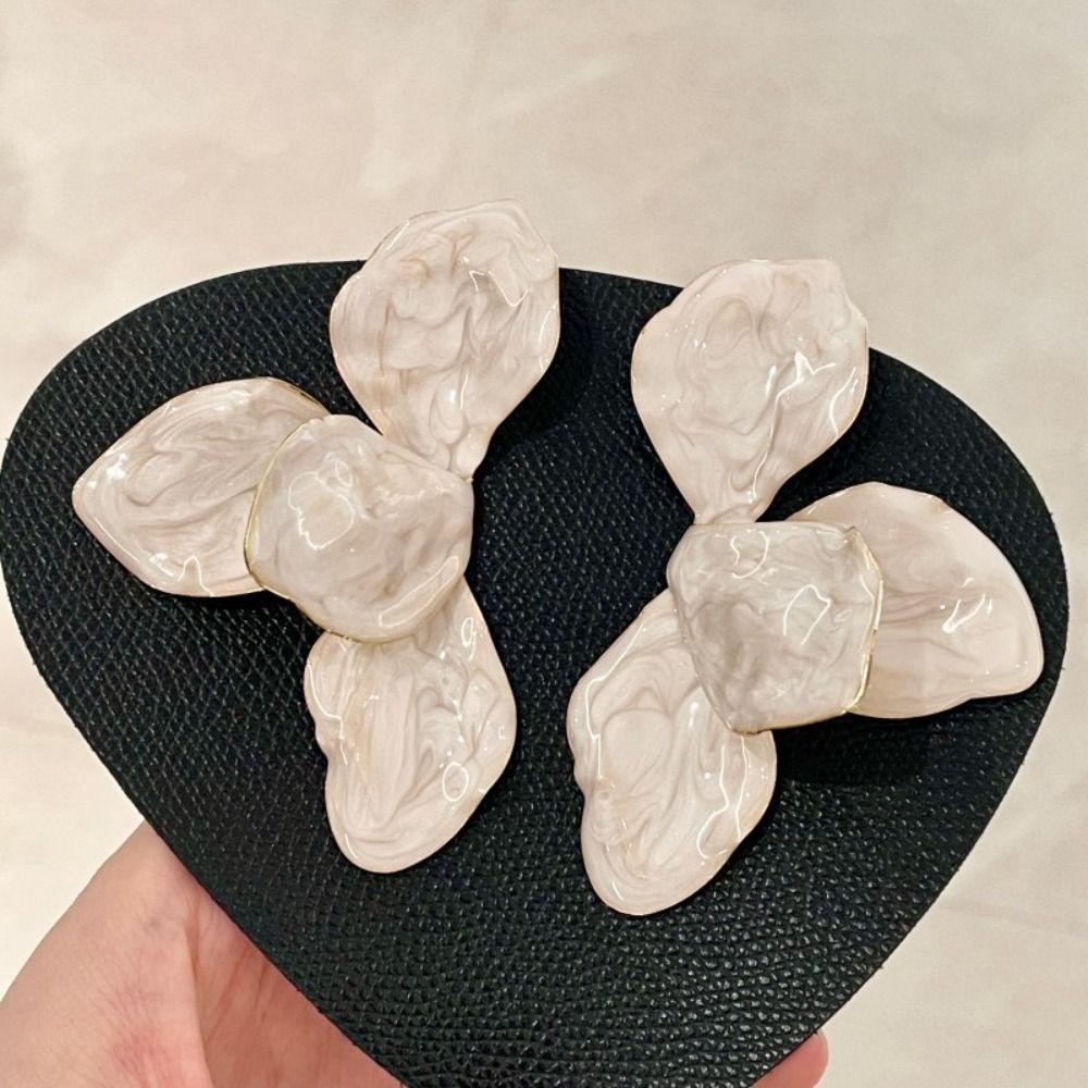 White Wedding Earrings Jewelry Accessories Romantic Ear Stud Metal Stud Earrings  for Women