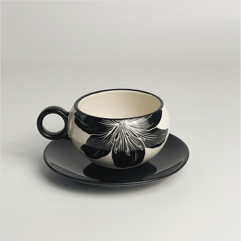 Retro Floral Style Coffee Cups and Plates - High-end Narcissus Flower Cups and Plates - Floral Latte Art Decorative Tea Set