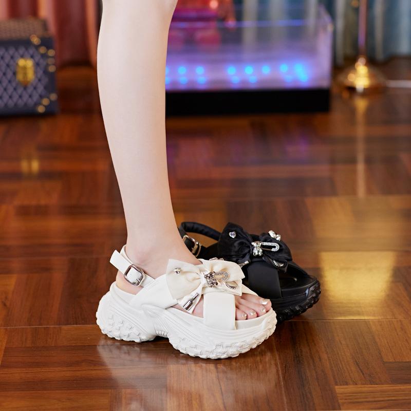 Sandals Summer 2025 New Leather Cross with Metal Bow Small Muffin Platform Roman Women's Shoes