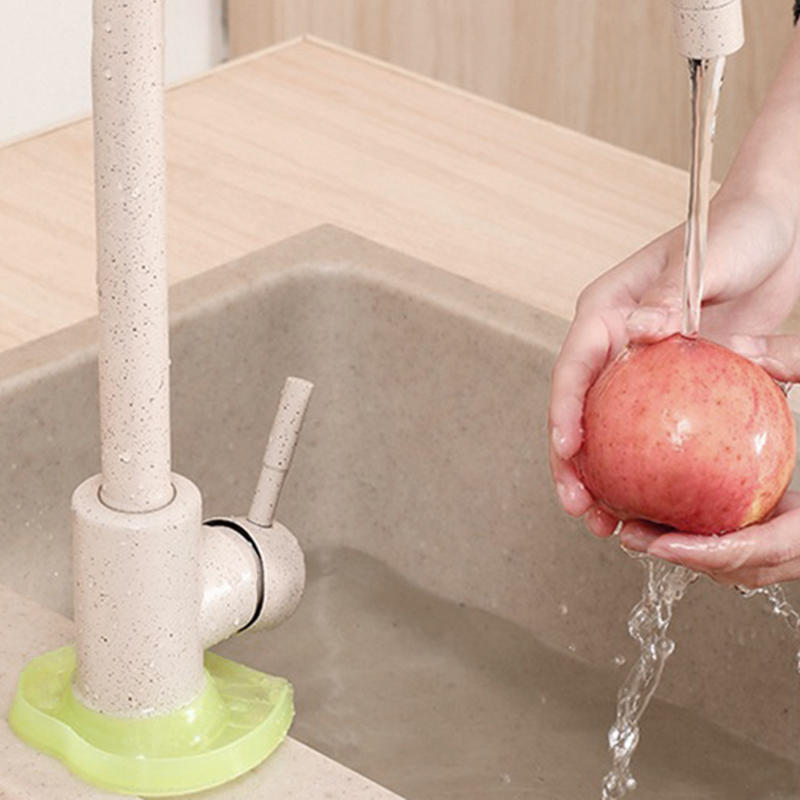 Silicone Waterproof Faucet Drain Mat Compact Non-slip Heart Shaped Bathroom Kitchen Splash Guard Diversion Sleeve Water Catcher