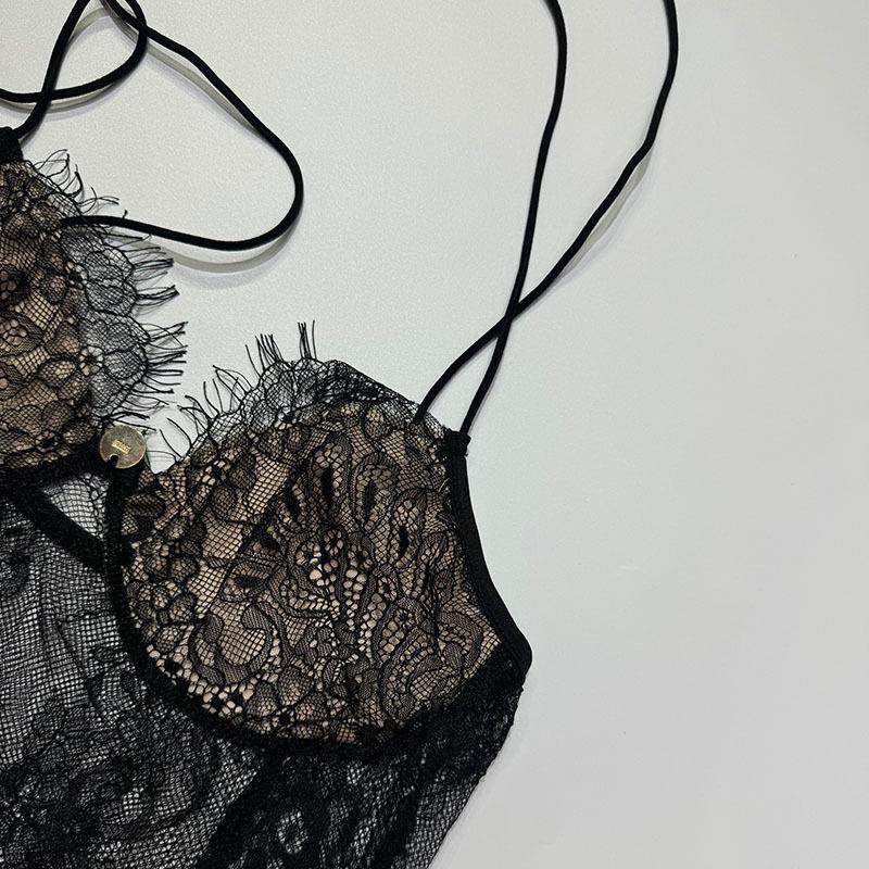 2023 Summer Hot-Selling Lace V-Neck Camisole