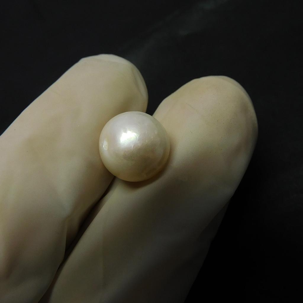 Natural Sea Pearl   Loose Gem 4.85 Carat White Mabe Excellent Fancy Cut
