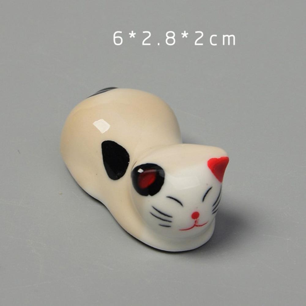 1 Pcs Cute Cat Shape Ceramic Chopsticks Holder Stand Chopstick Rack Spoon Stand Pillow Japanese Style Kitchen Tableware Tools