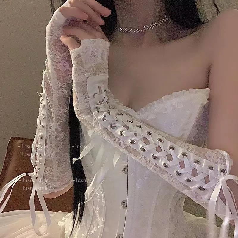 

Women Sexy Fishnet Floral Lace Long Gloves Goth Ladies Club Party Attractive Bandage Fingerless Gloves Wedding Classical Mittens One Size белый