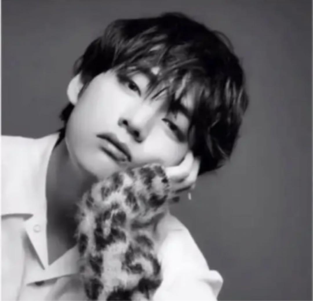 

[Б/У] Похожий на кардиган из мохера с леопардовым принтом Sickos Pardus, который носил Ви из BTS