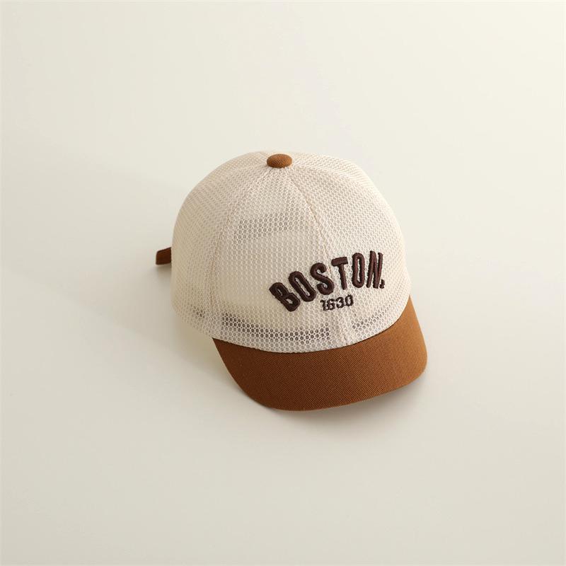 1-3Jahre Buchstabenbestickte Kinder Baseballkappe Sommer Mesh Atmungsaktiv Jungen Mädchen Sonnenhut Outdoor Kurzer Schirm Kinder Entenschnabelkappen