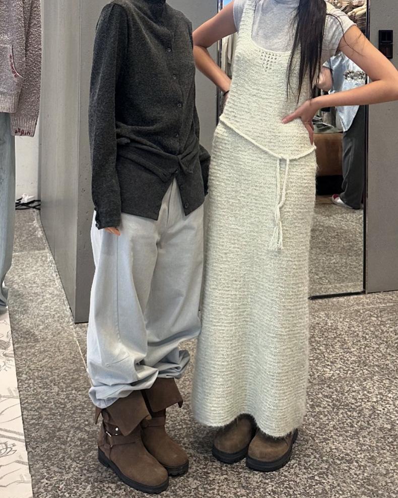 

Korean version niche lapel two wear belt buckle Martin boots women s autumn and winter velvet thick heel round head western cowboy line short boots 40