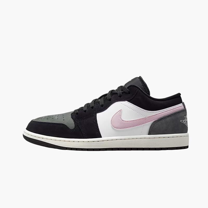 Jordan AIR JORDAN 1 LOW SE Men s Sneakers Men s US 7