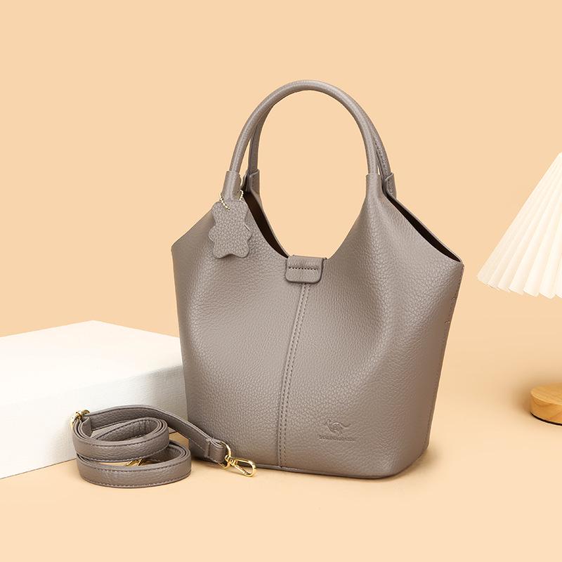 Elegant Women's Versatile Bucket Bag – High-End, Large Capacity, Textured Handbag for Commuting and Practical Use