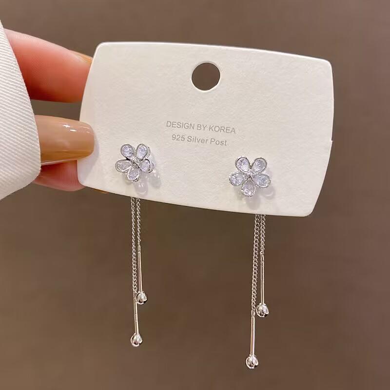 New Trend Sparkling Long Tassels Dangle Earrings For Women Elegant Crystal Flower Pendant Earring Party Wedding Jewelry