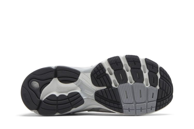 adidas Szary Astir (Kobiety)