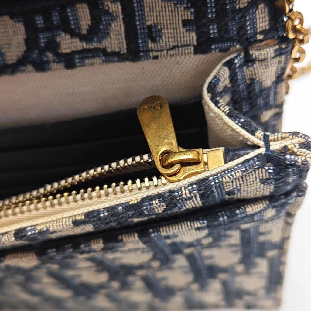 [Pre-Owned] Saddle Classic Monogram Removable Metal Chain Oblique Embroidery Fabric Saddle Bag - Very Good #IK1O9N