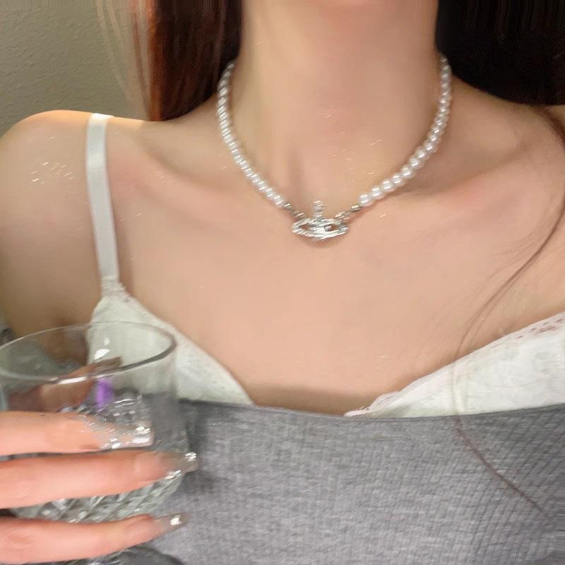 Light luxury elegant pearl water drop fringed rhinestone collarbone chain fashion temperament celebrity high sense necklace new trend