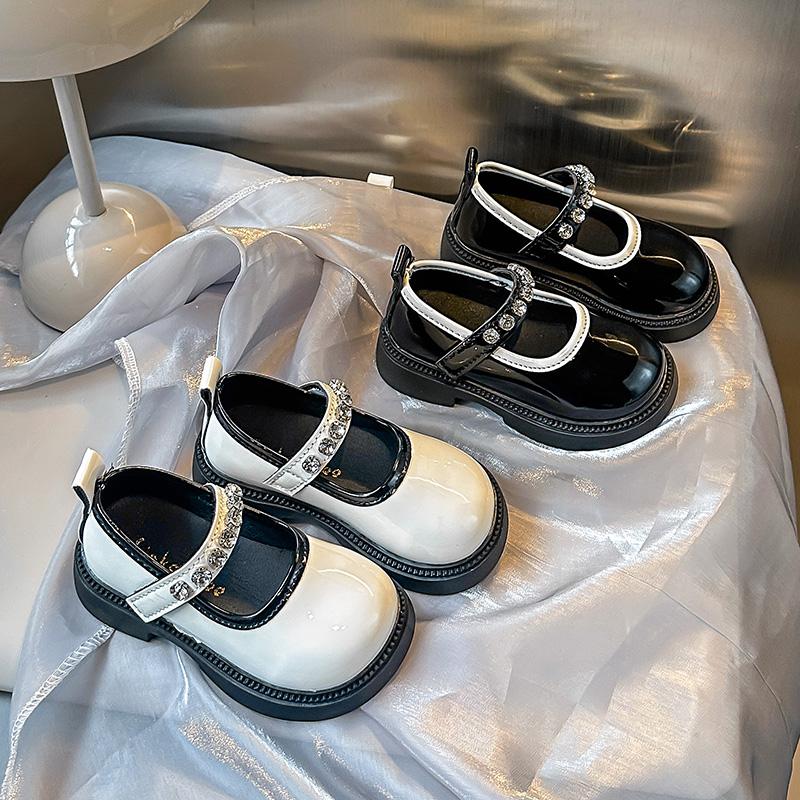 Girls Leather Shoes Black Glossy Kids Flat Shoes Round Toes Non-slip 2025 New Girls Princess Shoes Shiny Crystal Ins Trend Sweet