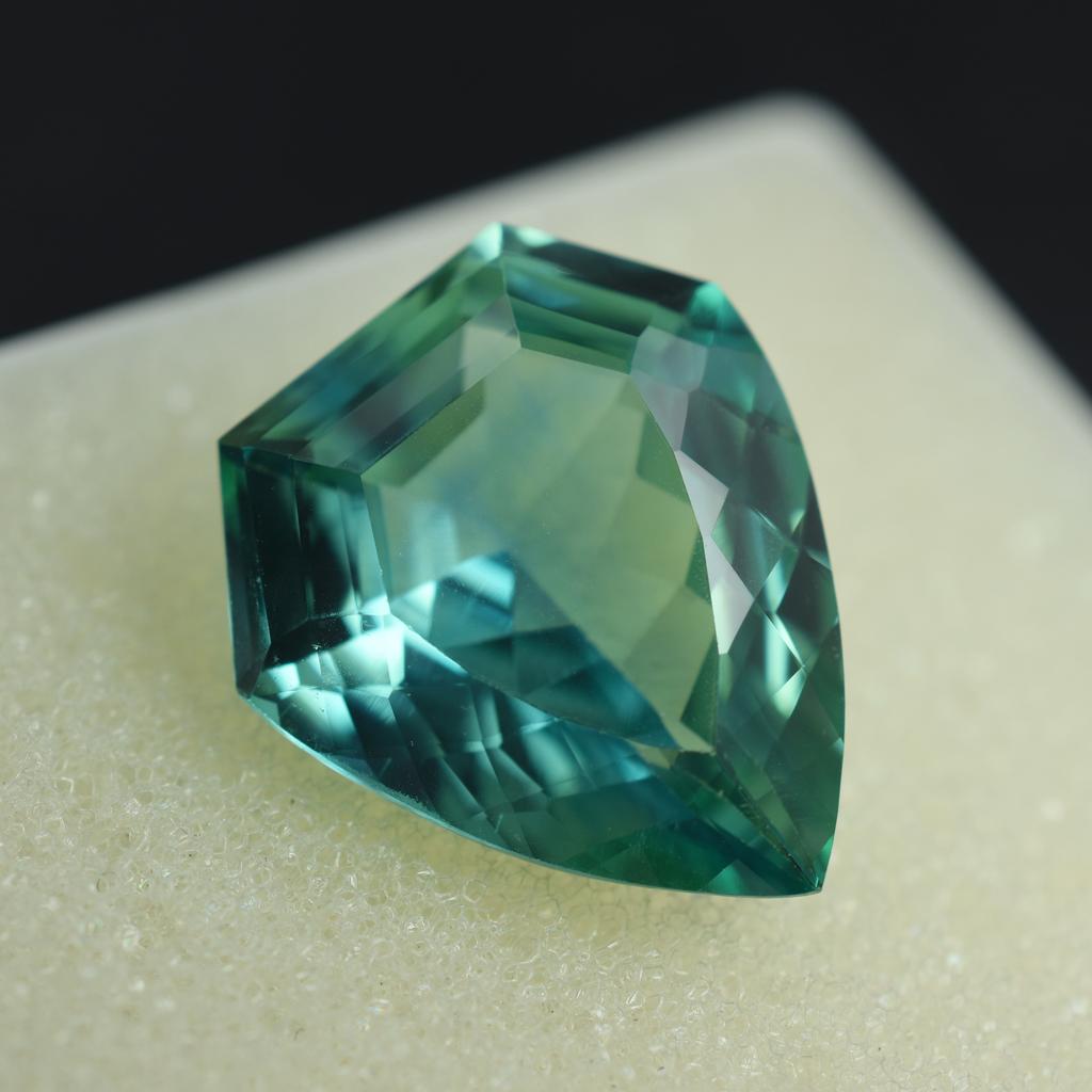 Natural Sapphire 14.30 Ct Bluish Green Fancy Stunning Certified Loose Gemstone
