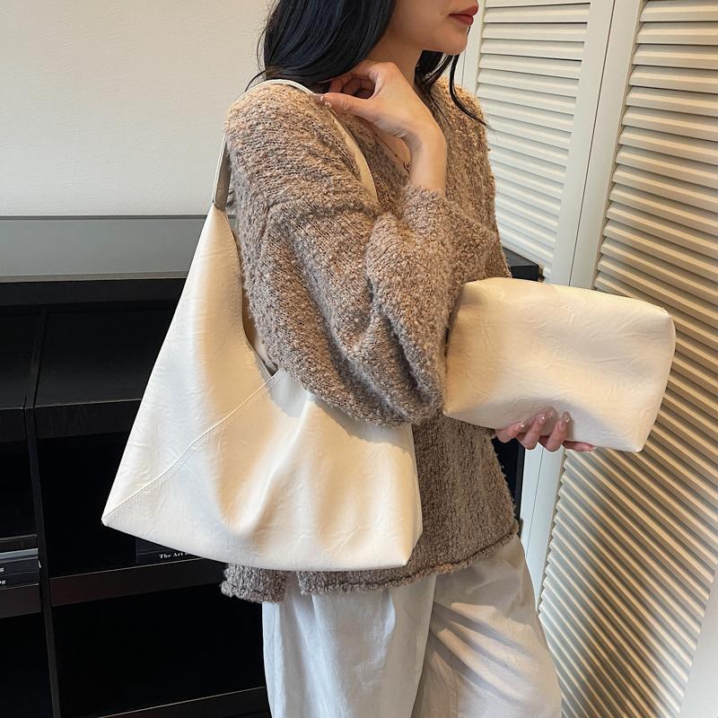 Large Capacity Retro Bag Women's Shoulder Bag Commuter Tote Bag
