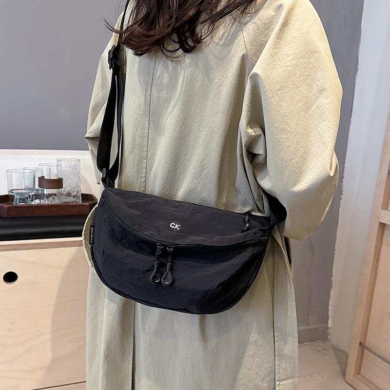 Ultra-Light Women's Versatile Crossbody Bag for Cycling and Daily Commute