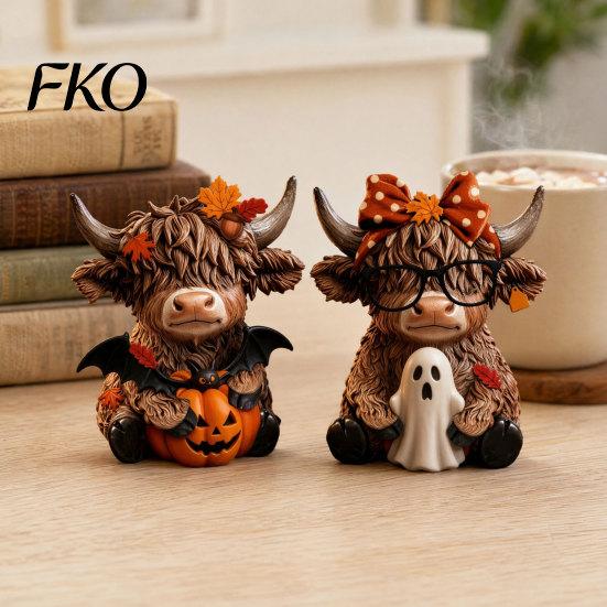 Fine Carving Wood Art 2PCS Highland Cow Ornament, Wooden Rustic Style Figurine, Thanksgiving Home Decoration Theme Art, for Entrance Living Room Decor